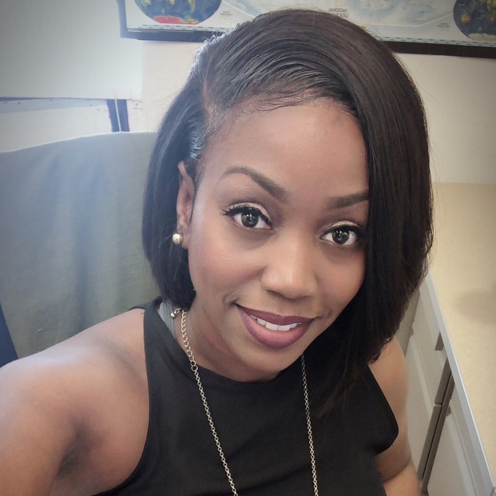 Meet your Posher, Courtney